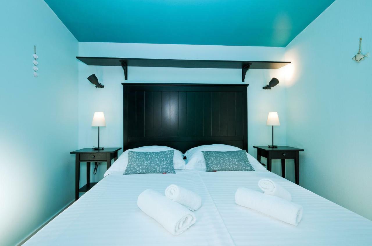 Camp San Antonio Hotel Биоград на Мору Екстериор снимка