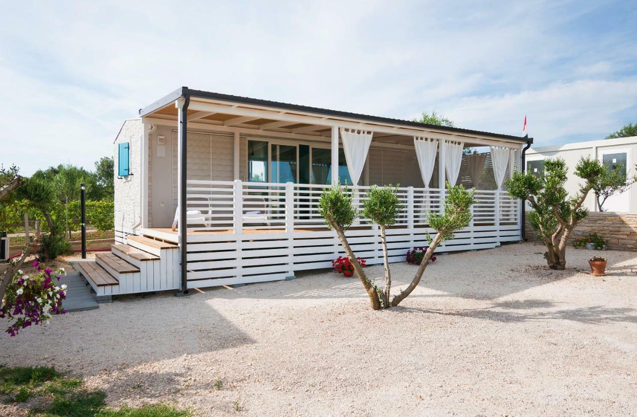 Camp San Antonio Hotel Биоград на Мору Екстериор снимка